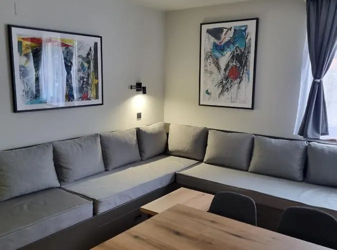 Alegra Bela Reka C118, 公寓