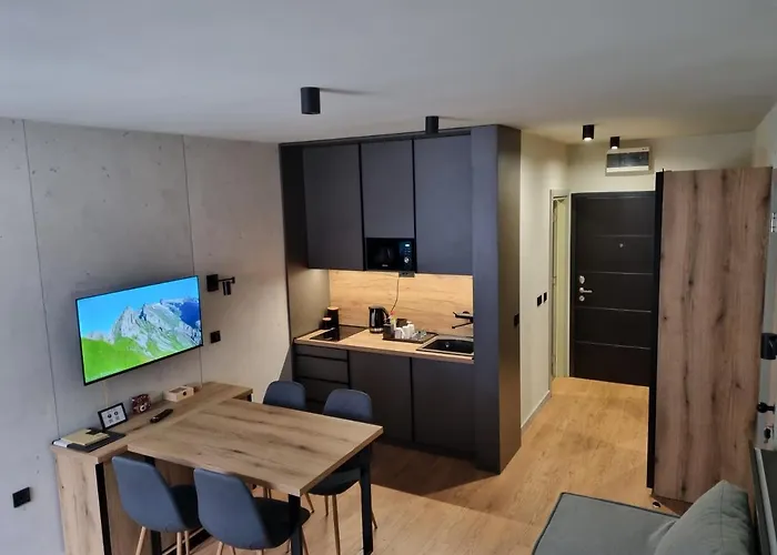 Alegra Bela Reka C118, *